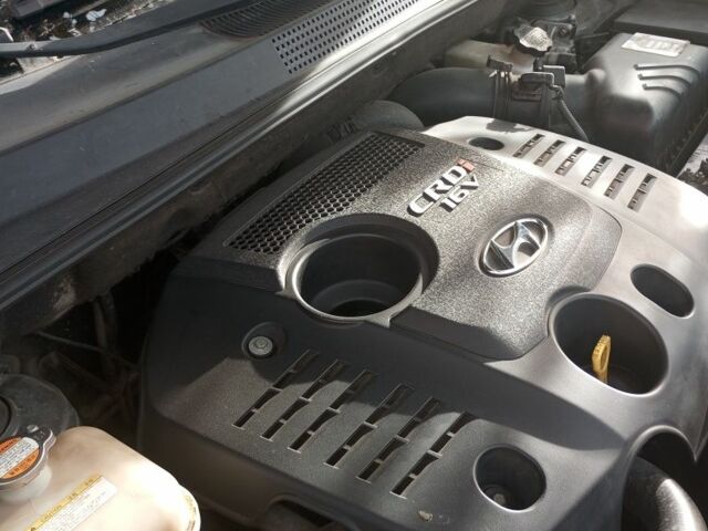 Хендай Туксон 2007 в Мукачеве на Automoto.ua Серый Хендай Туксон, объемом двигателя 2 л и пробегом 280 тыс. км за 8499 $, фото 17 на Automoto.ua