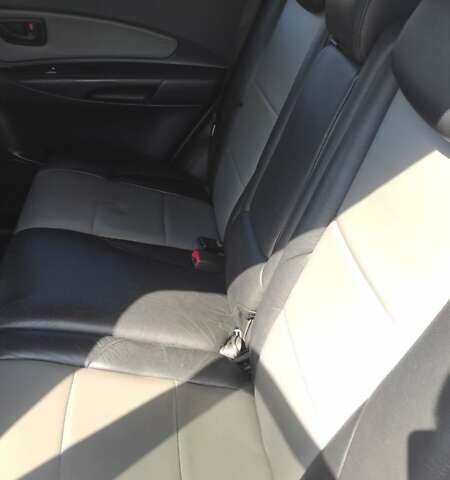 Серый Хендай Туксон, объемом двигателя 2 л и пробегом 185 тыс. км за 7999 $, фото 19 на Automoto.ua