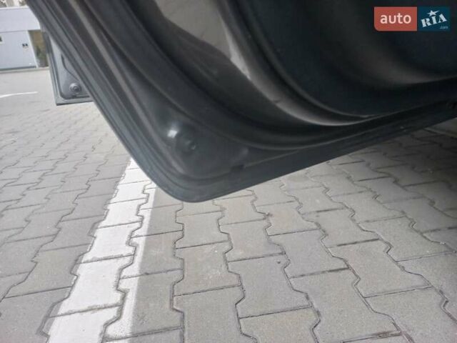 Сірий Хендай Туксон, об'ємом двигуна 2 л та пробігом 190 тис. км за 8600 $, фото 67 на Automoto.ua