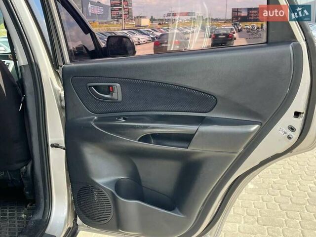 Серый Хендай Туксон, объемом двигателя 2 л и пробегом 255 тыс. км за 7490 $, фото 18 на Automoto.ua