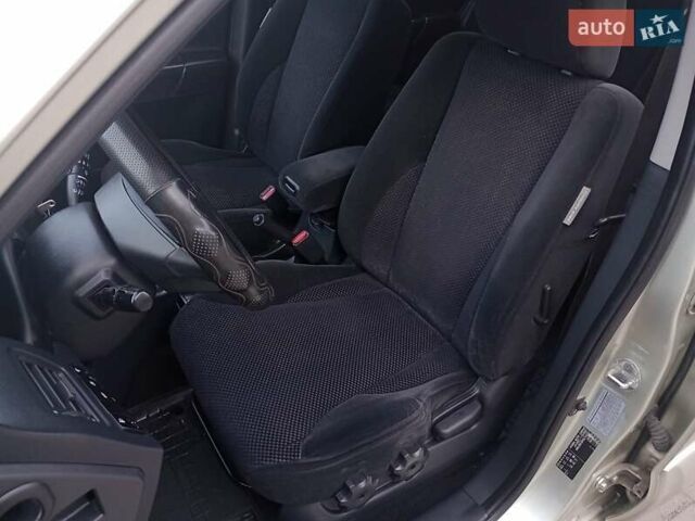 Сірий Хендай Туксон, об'ємом двигуна 1.98 л та пробігом 225 тис. км за 6999 $, фото 32 на Automoto.ua