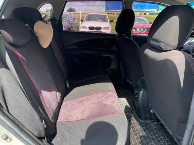 Хендай Туксон 2007 в Львове на Automoto.ua Серый Хендай Туксон, объемом двигателя 2 л и пробегом 255 тыс. км за 6590 $, фото 19 на Automoto.ua