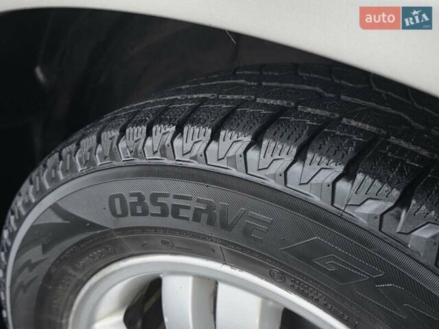 Серый Хендай Туксон, объемом двигателя 2 л и пробегом 231 тыс. км за 7999 $, фото 18 на Automoto.ua