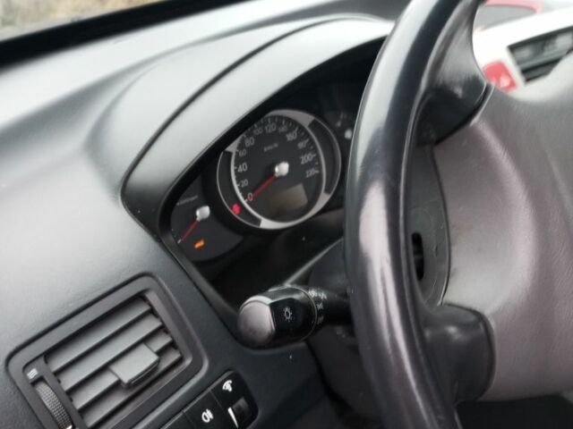 Сірий Хендай Туксон, об'ємом двигуна 2 л та пробігом 267 тис. км за 8300 $, фото 11 на Automoto.ua