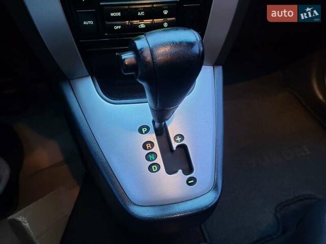 Серый Хендай Туксон, объемом двигателя 2 л и пробегом 240 тыс. км за 8300 $, фото 157 на Automoto.ua