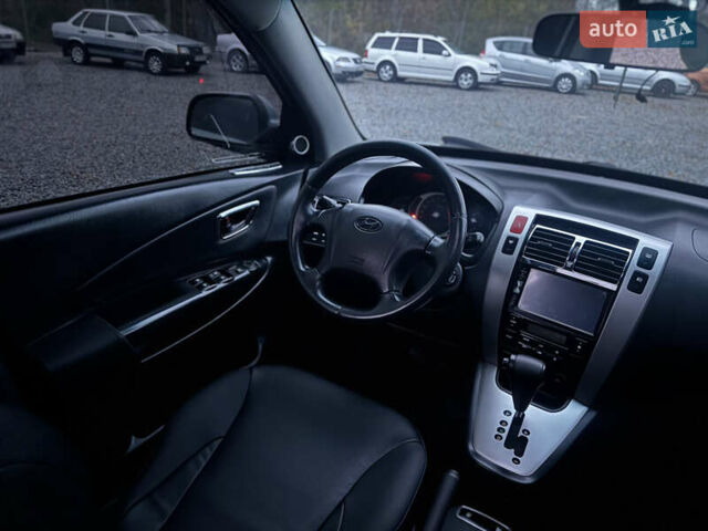 Хендай Туксон 2007 у Хмельницькому на Automoto.ua Сірий Хендай Туксон, об'ємом двигуна 1.98 л та пробігом 216 тис. км за 7900 $, фото 44 на Automoto.ua