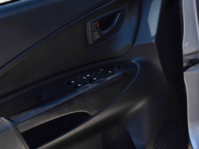 Хендай Туксон 2007 в Кривом Роге на Automoto.ua Серый Хендай Туксон, объемом двигателя 2 л и пробегом 335 тыс. км за 7950 $, фото 8 на Automoto.ua