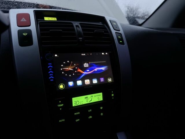 Серый Хендай Туксон, объемом двигателя 2 л и пробегом 305 тыс. км за 7200 $, фото 15 на Automoto.ua