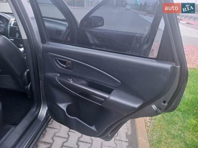 Сірий Хендай Туксон, об'ємом двигуна 2 л та пробігом 190 тис. км за 8600 $, фото 53 на Automoto.ua