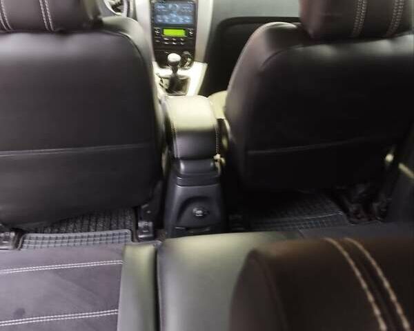 Сірий Хендай Туксон, об'ємом двигуна 1.98 л та пробігом 169 тис. км за 10500 $, фото 12 на Automoto.ua