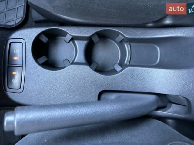 Серый Хендай Туксон, объемом двигателя 2 л и пробегом 110 тыс. км за 10200 $, фото 33 на Automoto.ua