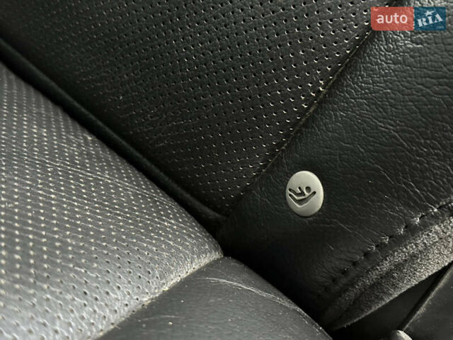 Серый Хендай Туксон, объемом двигателя 2 л и пробегом 232 тыс. км за 7200 $, фото 22 на Automoto.ua