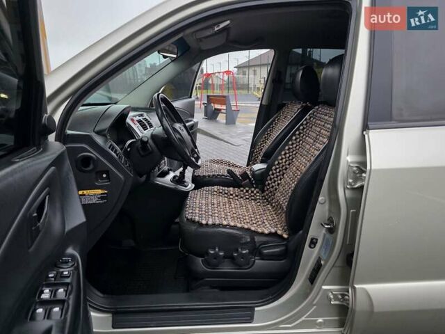 Серый Хендай Туксон, объемом двигателя 2 л и пробегом 231 тыс. км за 7999 $, фото 26 на Automoto.ua