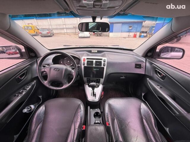 Серый Хендай Туксон, объемом двигателя 2 л и пробегом 214 тыс. км за 7990 $, фото 13 на Automoto.ua