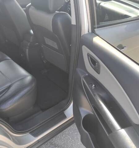 Серый Хендай Туксон, объемом двигателя 2 л и пробегом 185 тыс. км за 7999 $, фото 22 на Automoto.ua