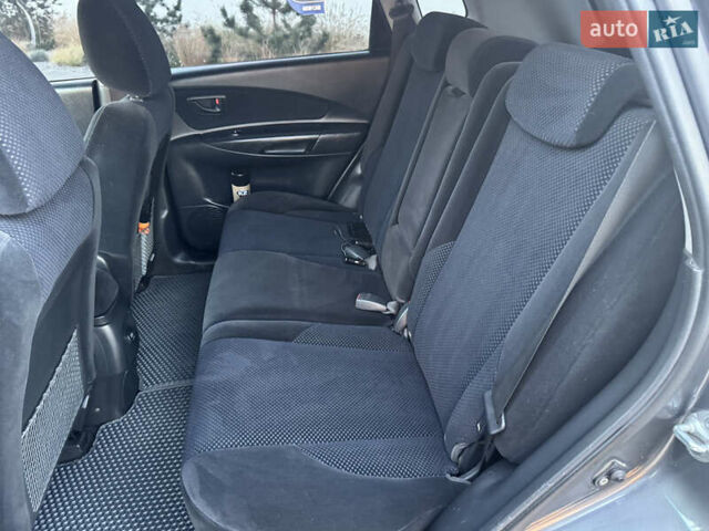 Серый Хендай Туксон, объемом двигателя 1.99 л и пробегом 315 тыс. км за 7300 $, фото 19 на Automoto.ua