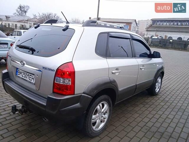 Сірий Хендай Туксон, об'ємом двигуна 1.98 л та пробігом 157 тис. км за 7800 $, фото 17 на Automoto.ua
