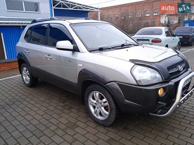 Сірий Хендай Туксон, об'ємом двигуна 1.98 л та пробігом 157 тис. км за 7800 $, фото 19 на Automoto.ua