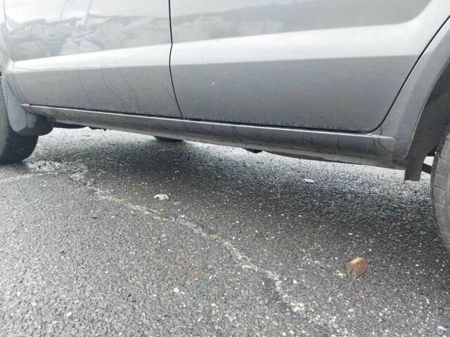 Серый Хендай Туксон, объемом двигателя 2 л и пробегом 245 тыс. км за 4112 $, фото 8 на Automoto.ua