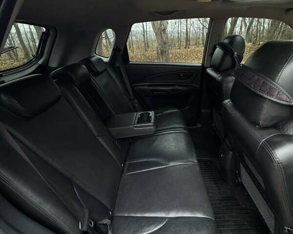 Серый Хендай Туксон, объемом двигателя 1.98 л и пробегом 269 тыс. км за 7100 $, фото 22 на Automoto.ua