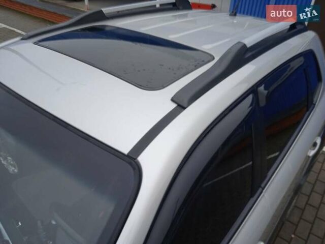 Сірий Хендай Туксон, об'ємом двигуна 1.98 л та пробігом 157 тис. км за 7800 $, фото 21 на Automoto.ua