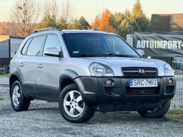 Серый Хендай Туксон, объемом двигателя 2 л и пробегом 262 тыс. км за 3750 $, фото 1 на Automoto.ua