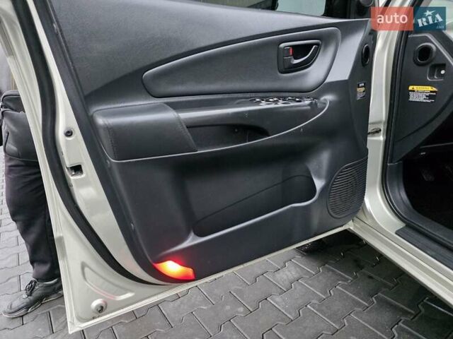 Серый Хендай Туксон, объемом двигателя 2 л и пробегом 231 тыс. км за 7999 $, фото 30 на Automoto.ua