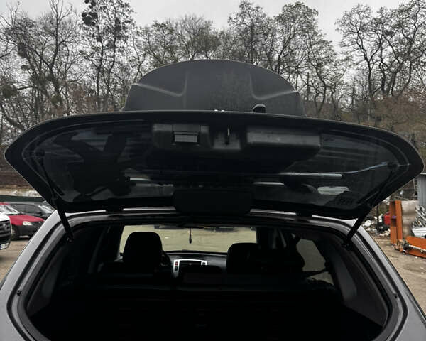 Серый Хендай Туксон, объемом двигателя 2.66 л и пробегом 247 тыс. км за 7250 $, фото 10 на Automoto.ua