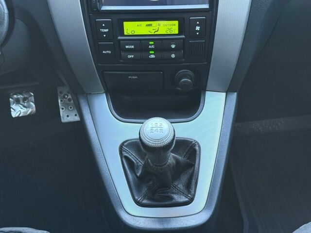 Серый Хендай Туксон, объемом двигателя 2 л и пробегом 282 тыс. км за 7950 $, фото 14 на Automoto.ua