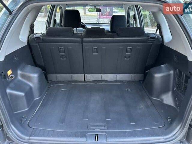 Серый Хендай Туксон, объемом двигателя 2 л и пробегом 110 тыс. км за 10200 $, фото 32 на Automoto.ua