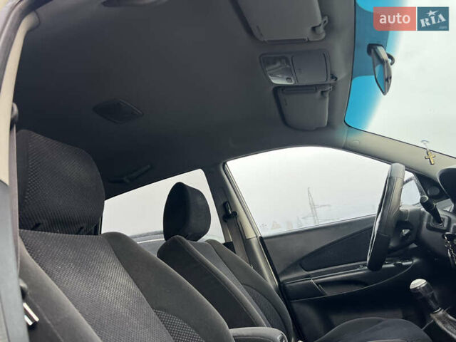 Сірий Хендай Туксон, об'ємом двигуна 2 л та пробігом 257 тис. км за 6550 $, фото 18 на Automoto.ua
