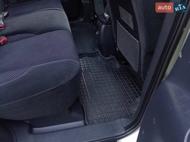 Сірий Хендай Туксон, об'ємом двигуна 1.98 л та пробігом 225 тис. км за 6999 $, фото 40 на Automoto.ua