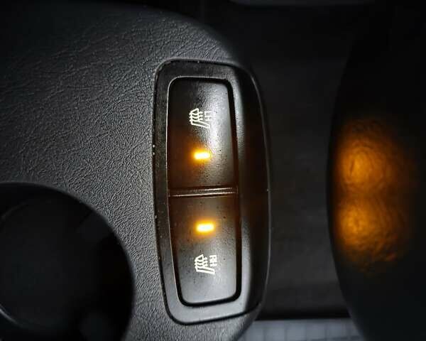 Серый Хендай Туксон, объемом двигателя 2 л и пробегом 231 тыс. км за 7999 $, фото 27 на Automoto.ua