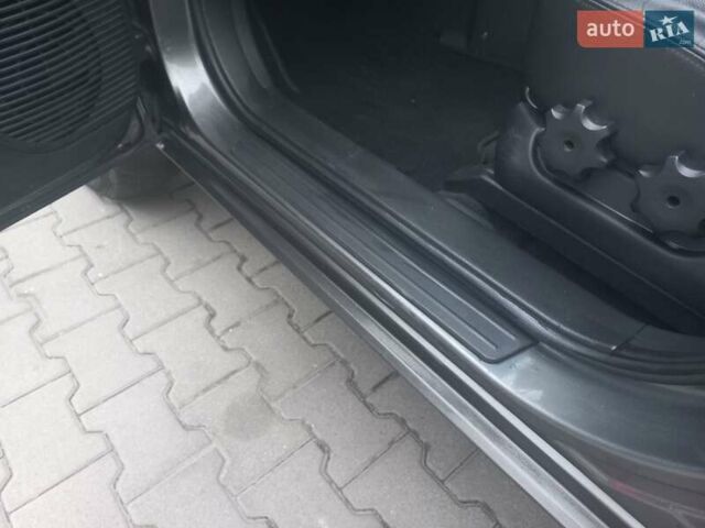 Сірий Хендай Туксон, об'ємом двигуна 2 л та пробігом 190 тис. км за 8600 $, фото 55 на Automoto.ua