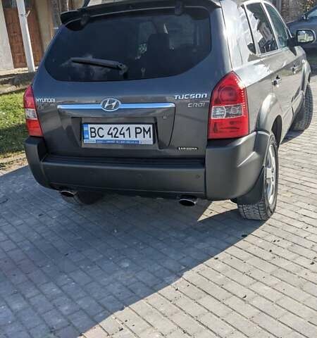 Хендай Туксон 2007 у Івано-Франківську на Automoto.ua Сірий Хендай Туксон, об'ємом двигуна 2 л та пробігом 260 тис. км за 7950 $, фото 7 на Automoto.ua