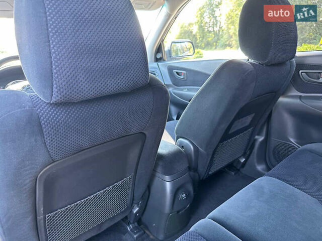 Сірий Хендай Туксон, об'ємом двигуна 1.98 л та пробігом 169 тис. км за 7300 $, фото 18 на Automoto.ua