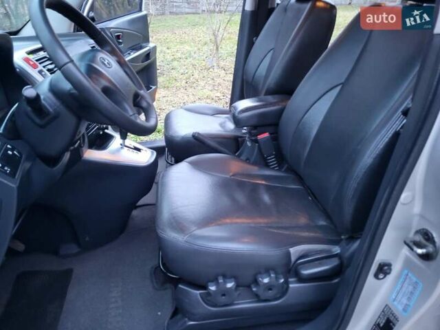 Серый Хендай Туксон, объемом двигателя 2 л и пробегом 240 тыс. км за 8300 $, фото 146 на Automoto.ua
