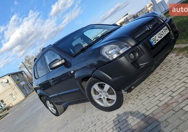 Хендай Туксон 2007 у Івано-Франківську на Automoto.ua Сірий Хендай Туксон, об'ємом двигуна 2 л та пробігом 260 тис. км за 7950 $, фото 9 на Automoto.ua