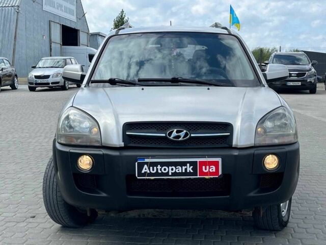 Хендай Туксон 2007 в Львове на Automoto.ua Серый Хендай Туксон, объемом двигателя 2 л и пробегом 255 тыс. км за 6590 $, фото 1 на Automoto.ua