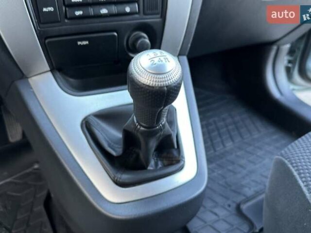 Серый Хендай Туксон, объемом двигателя 2 л и пробегом 110 тыс. км за 10200 $, фото 14 на Automoto.ua