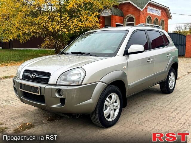 Сірий Хендай Туксон, об'ємом двигуна 2 л та пробігом 316 тис. км за 6780 $, фото 1 на Automoto.ua