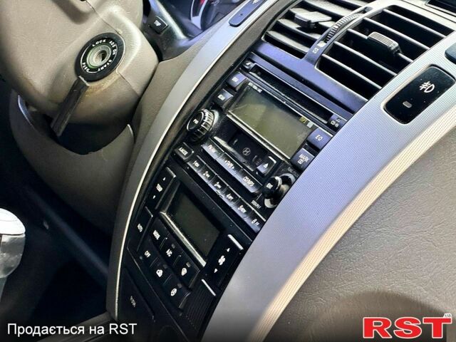 Сірий Хендай Туксон, об'ємом двигуна 2 л та пробігом 316 тис. км за 6780 $, фото 10 на Automoto.ua