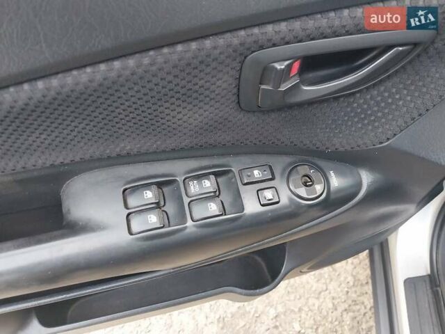 Серый Хендай Туксон, объемом двигателя 2 л и пробегом 168 тыс. км за 7000 $, фото 17 на Automoto.ua