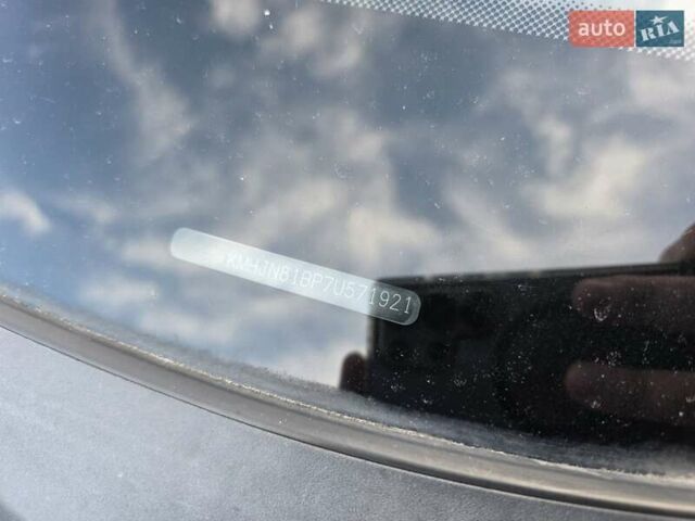 Хендай Туксон 2007 в Луцке на Automoto.ua Серый Хендай Туксон, объемом двигателя 1.98 л и пробегом 120 тыс. км за 7799 $, фото 17 на Automoto.ua