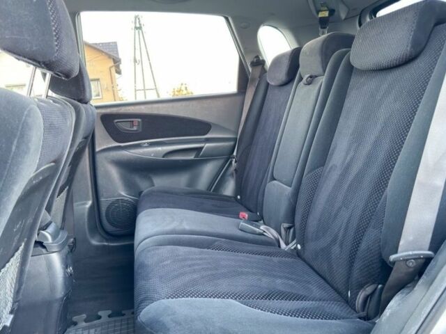 Сірий Хендай Туксон, об'ємом двигуна 2 л та пробігом 233 тис. км за 2350 $, фото 10 на Automoto.ua