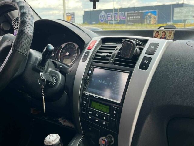 Хендай Туксон 2007 в Львове на Automoto.ua Серый Хендай Туксон, объемом двигателя 2 л и пробегом 255 тыс. км за 6590 $, фото 14 на Automoto.ua