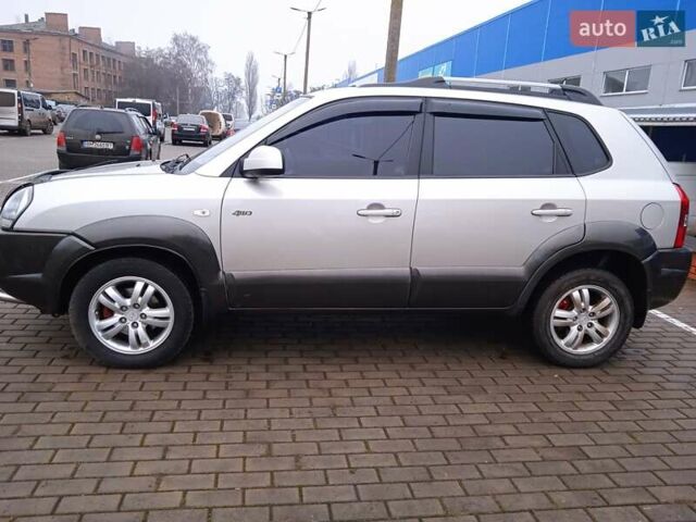 Сірий Хендай Туксон, об'ємом двигуна 1.98 л та пробігом 157 тис. км за 7800 $, фото 20 на Automoto.ua