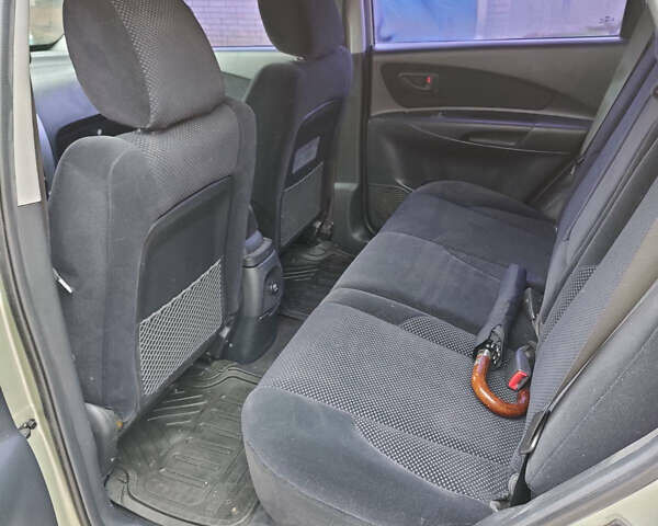 Серый Хендай Туксон, объемом двигателя 2 л и пробегом 217 тыс. км за 9800 $, фото 7 на Automoto.ua