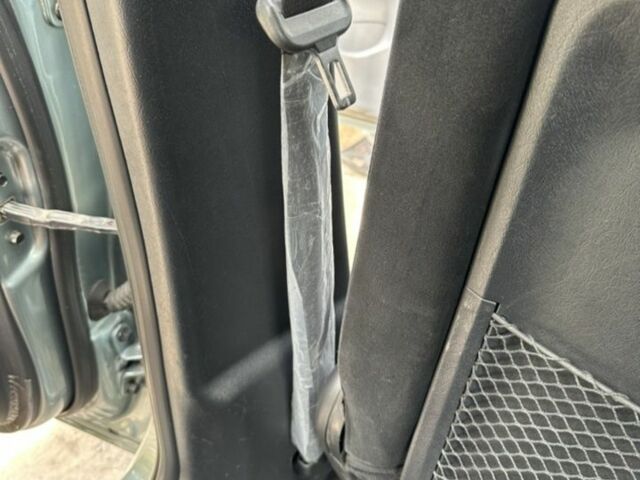 Серый Хендай Туксон, объемом двигателя 2 л и пробегом 110 тыс. км за 11900 $, фото 12 на Automoto.ua