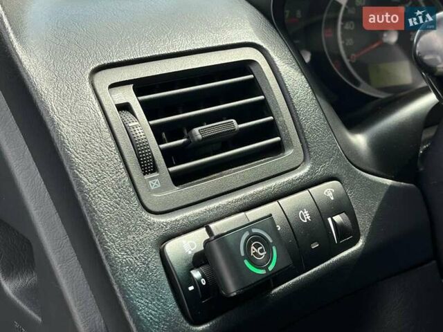 Серый Хендай Туксон, объемом двигателя 2 л и пробегом 255 тыс. км за 7490 $, фото 33 на Automoto.ua